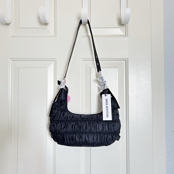 Núnoo Shoulder Bag - Picture 5 of 10